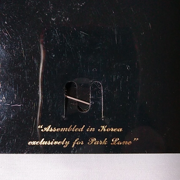 Vintage Park Lane pin - Picture 3 of 6